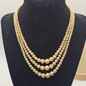 Vintage Art Deco Champagne Faux Pearl Choker